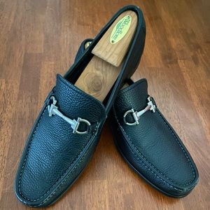 Black pebble leather Ferragamo loafers like new condition